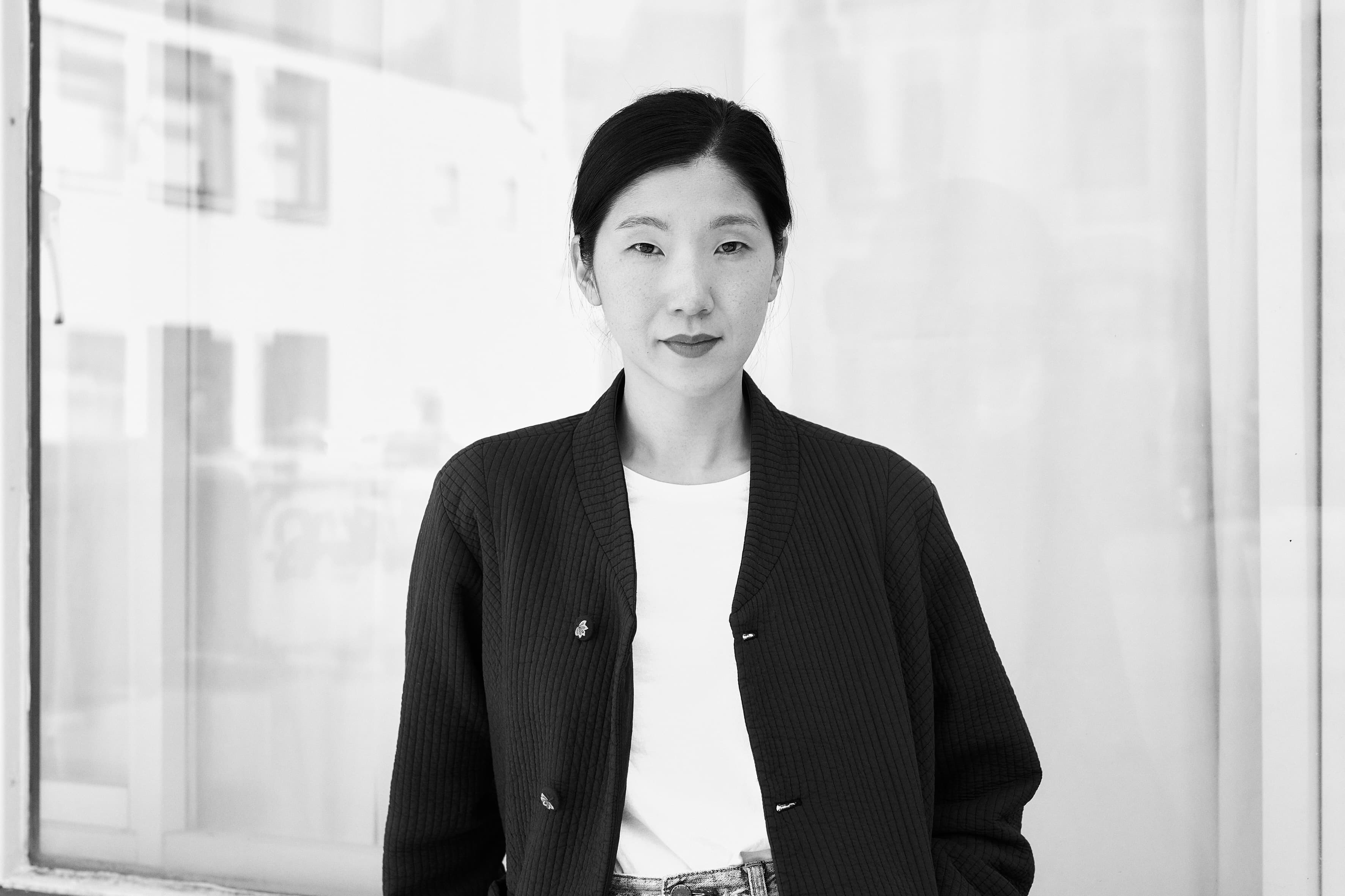 Foto der Koreanisch-Deutschen Schauspielerin Joy Maria Bai 3